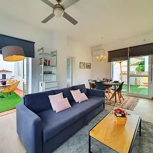 https://atico-en-puerto-marina.1costadelsol.com